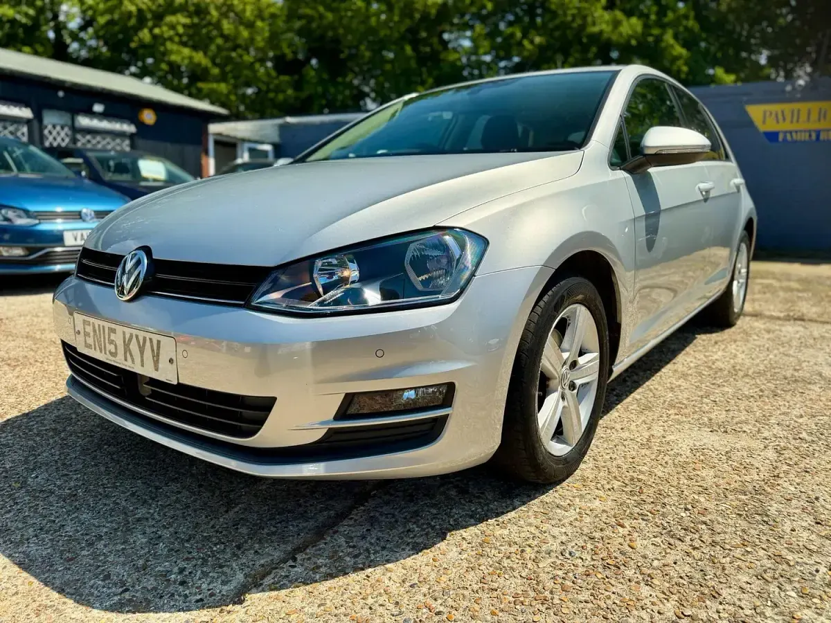 Used VW Golf VII Match 110 HP (80 kW) 2015 Silver Hatchback