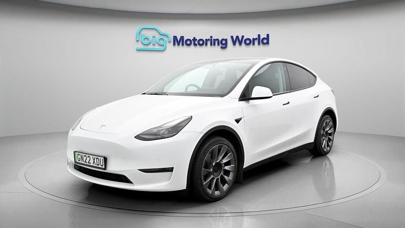 Used Tesla Model Y Long Range AWD 378 kW (514 HP) 2022 White SUV