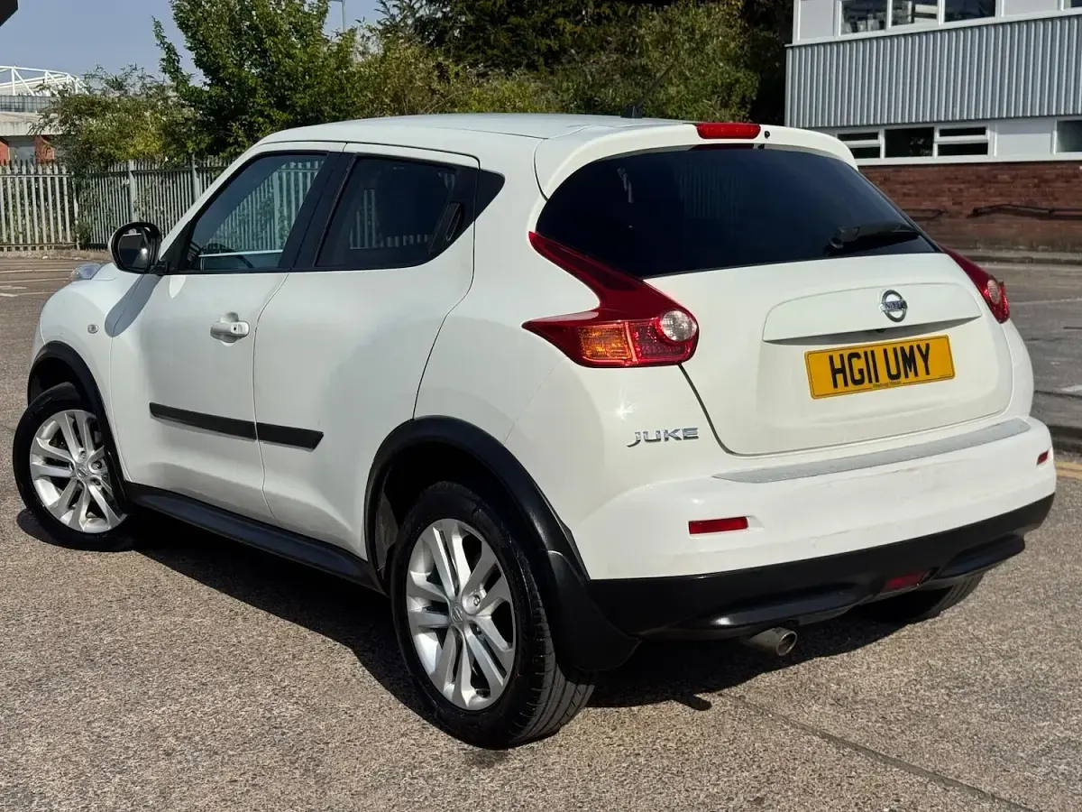 Used Nissan Juke Tekna 2011 White SUV