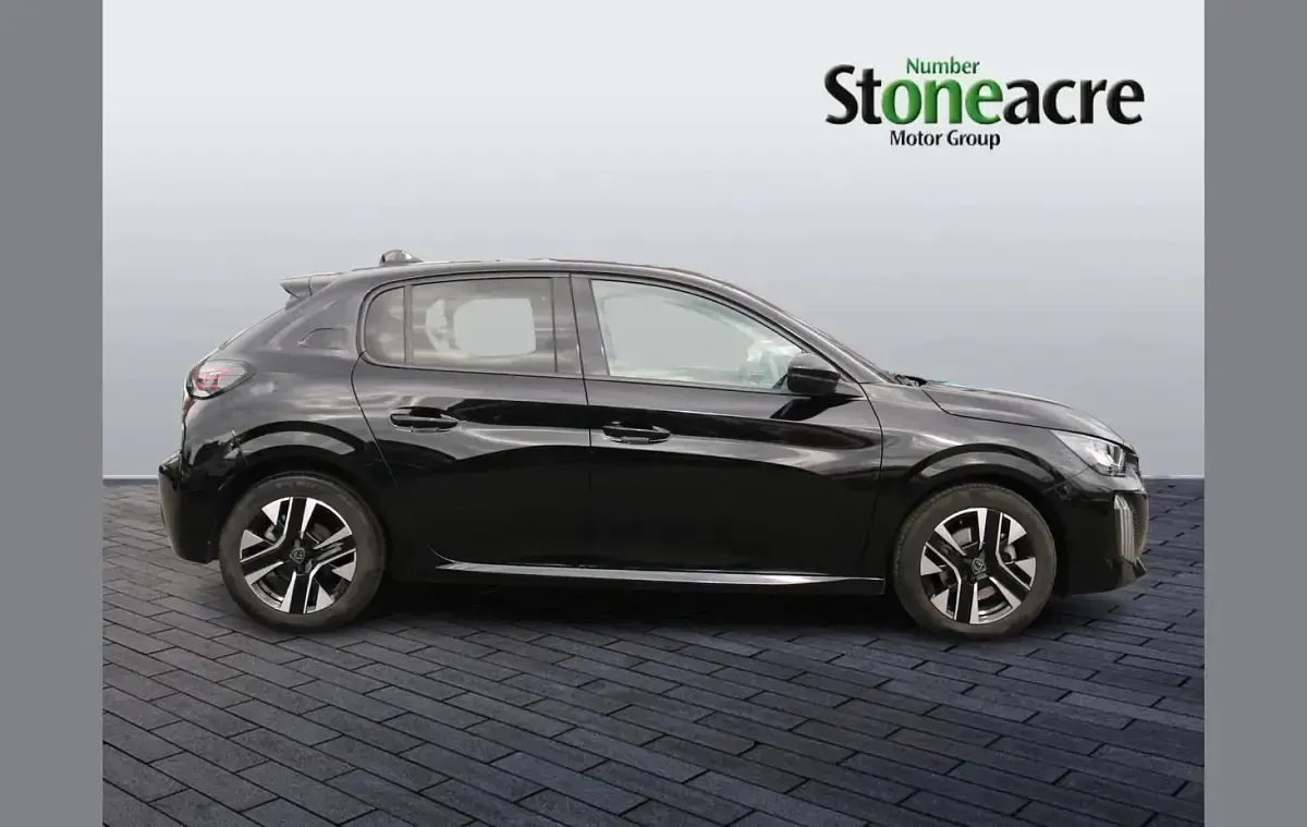 Used Peugeot 208 Allure 101 HP (74 kW) 2025 Black Hatchback