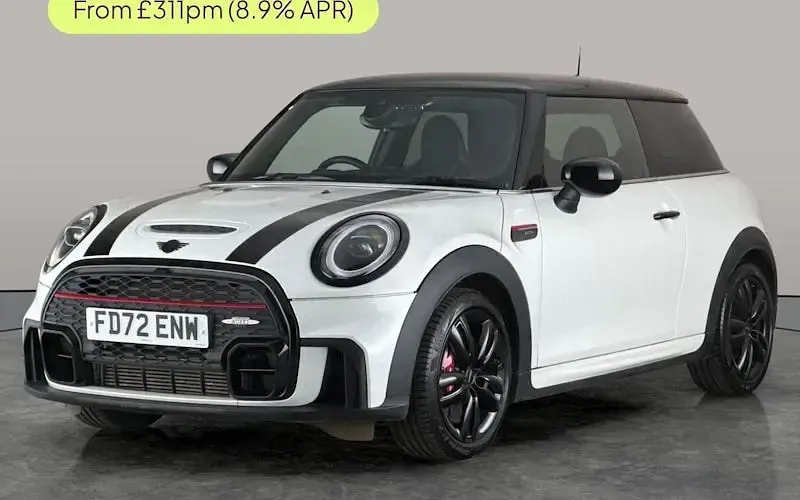 Begagnad Mini John Cooper Works Hatch 231 HK (169 kW) 2022 Halvkombi