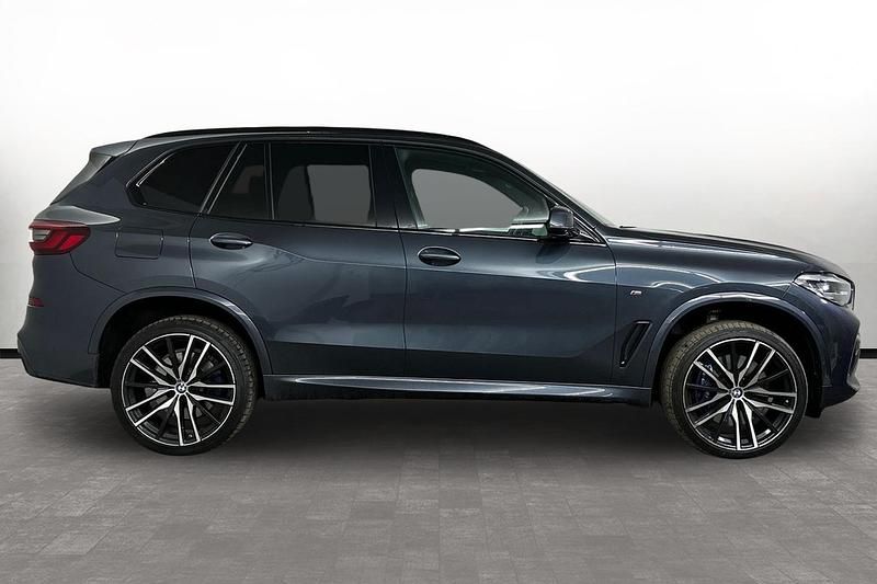 Usado BMW X5 M Sport 335 CV (246 kW) 2022 Gris SUV