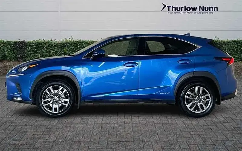 Used Lexus NX300h Luxury Line 197 HP (144 kW) 2018 Blue SUV