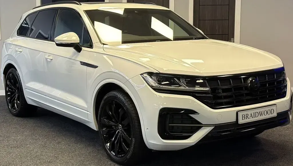 Used VW Touareg R-line 2023 White SUV
