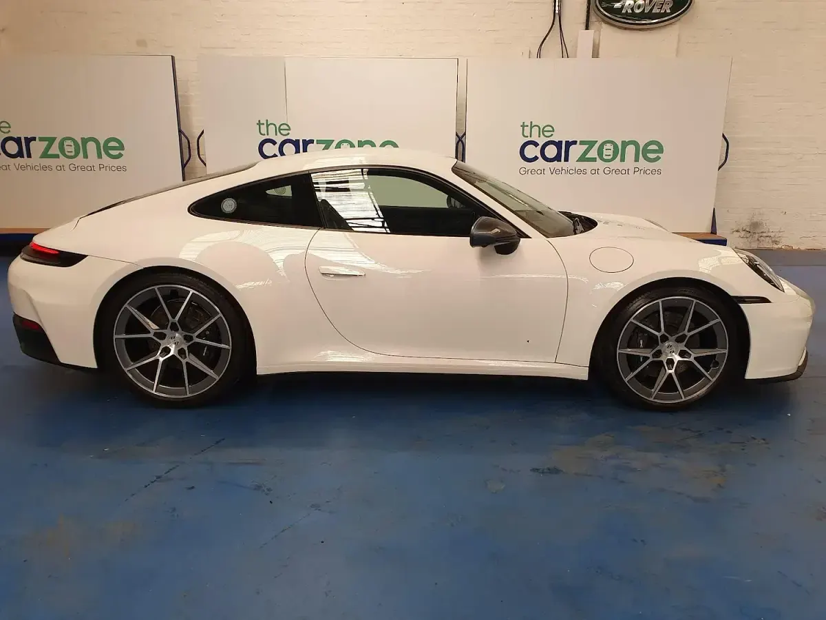 Used Porsche 911 T 394 HP (289 kW) 2025 White Coupe