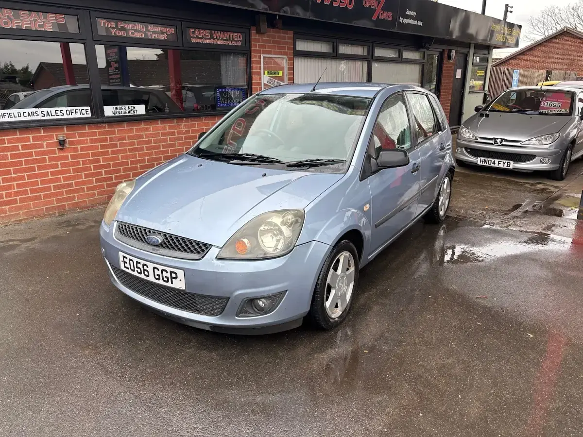 Used Ford Fiesta Zetec 80 HP (58 kW) 2006 Blue Hatchback