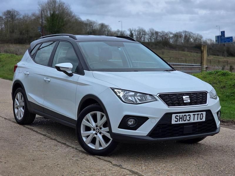 Used Seat Arona SE Technology 115 HP (84 kW) 2019 White SUV