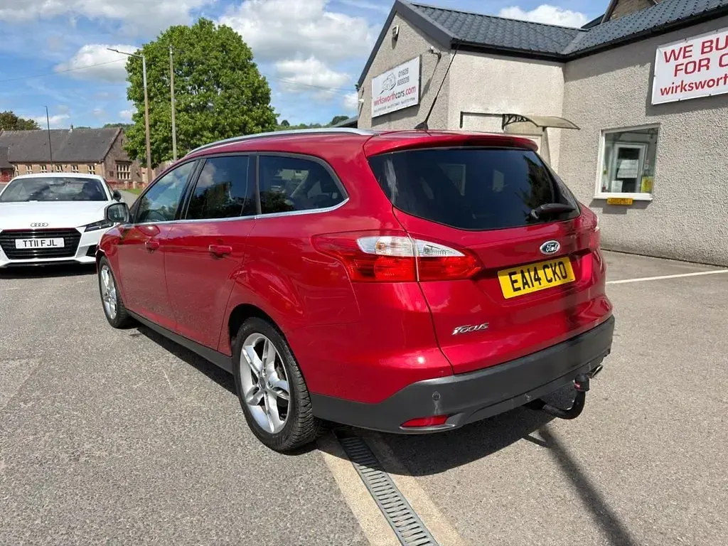 Used Ford Focus Titanium X 2014 Red Estate