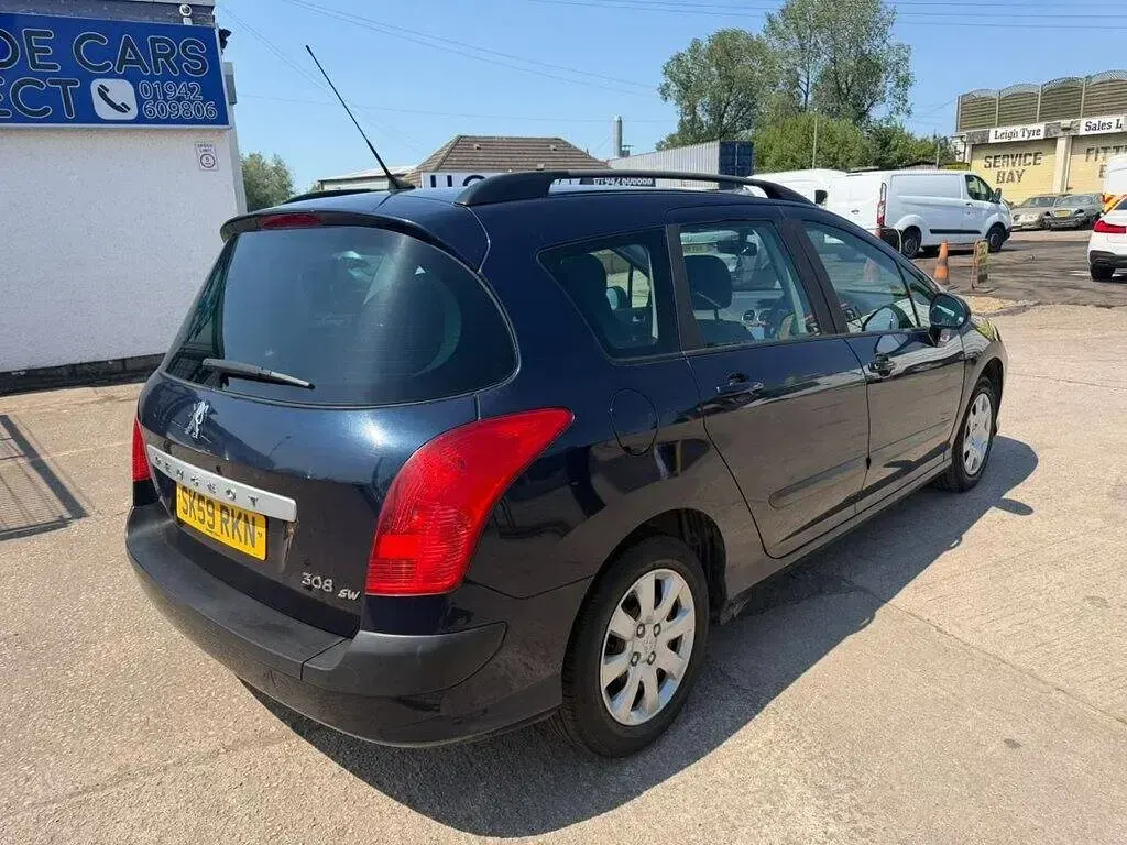 Used Peugeot 308 SW S 90 HP (66 kW) 2009 Blue Estate