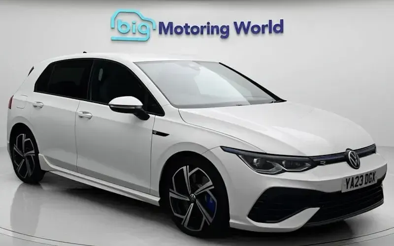 Used VW Golf VIII R 320 HP (235 kW) 2023 Hatchback