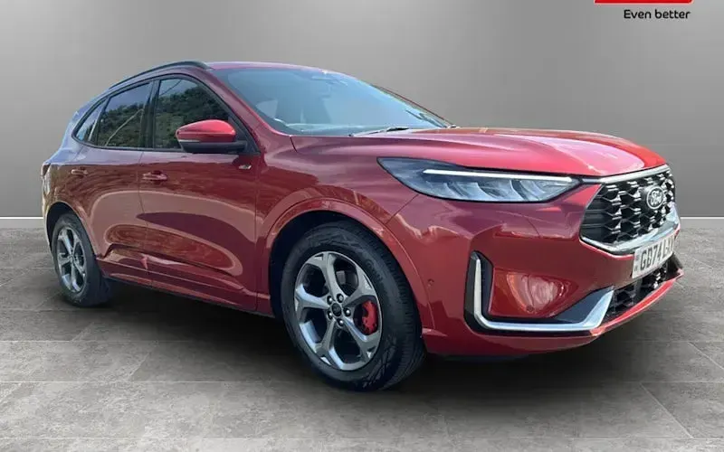 Used Ford Kuga ST-Line 179 HP (131 kW) 2025 SUV