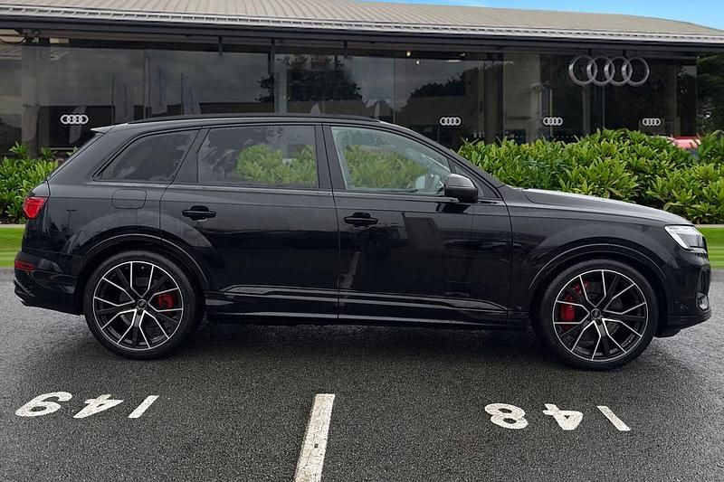 New Audi SQ7 Advanced 2025 Black SUV