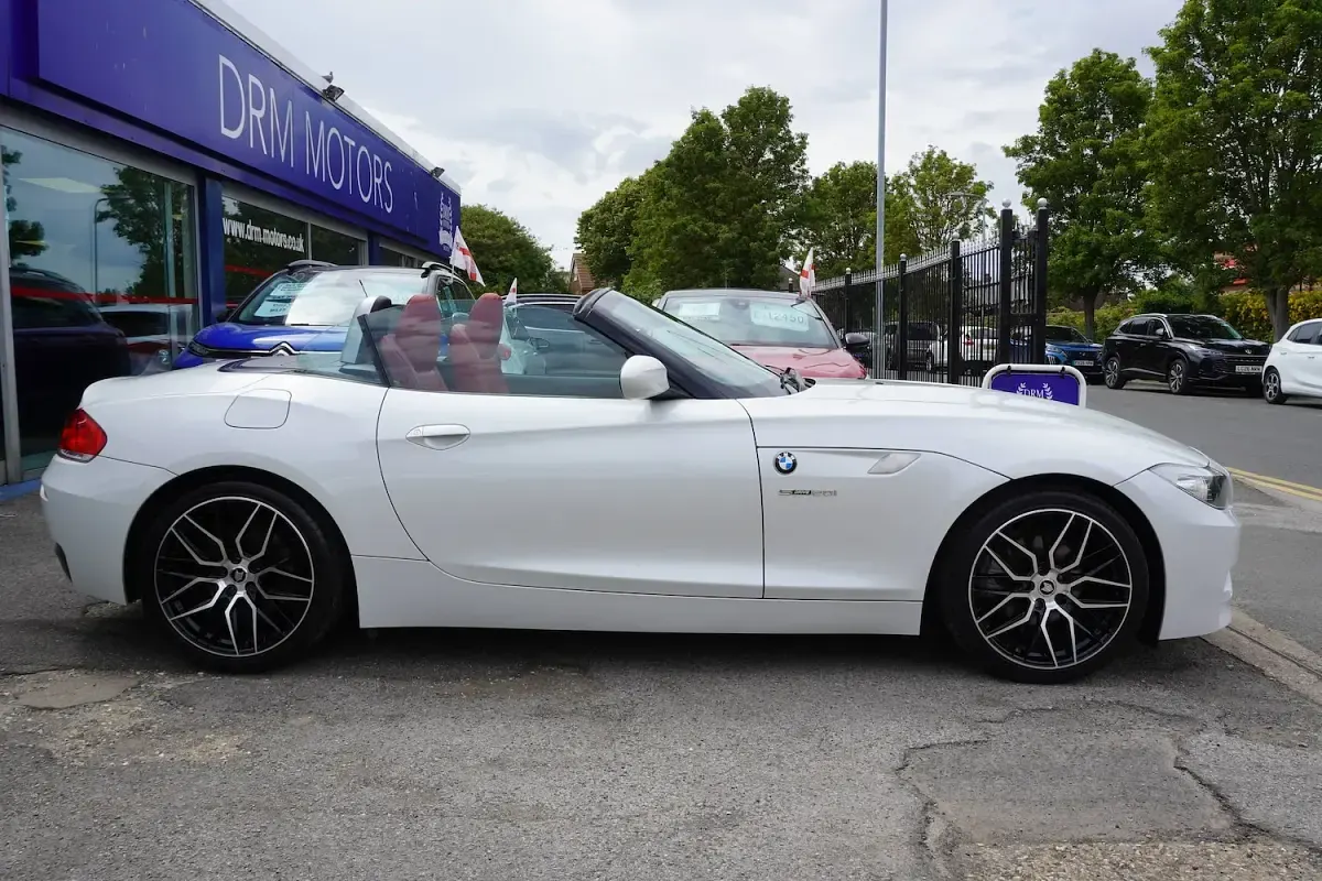 Used BMW Z4 M Sport 2012 White Cabriolet
