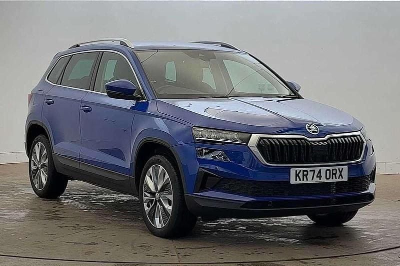 Energy blue Used 2024 Skoda Karoq SE L SUV | £25,980 (Fair price) - Image 1/4