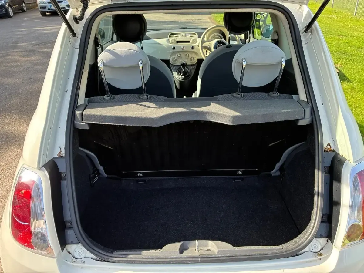 Used Fiat 500 Pop 69 HP (50 kW) 2015 White Hatchback