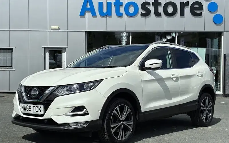 Used Nissan Qashqai N-Connecta 140 HP (102 kW) 2020 SUV
