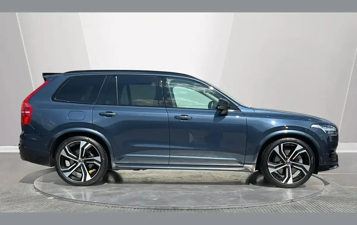 Used Volvo XC90 Ultimate 455 HP (334 kW) 2022 Blue SUV