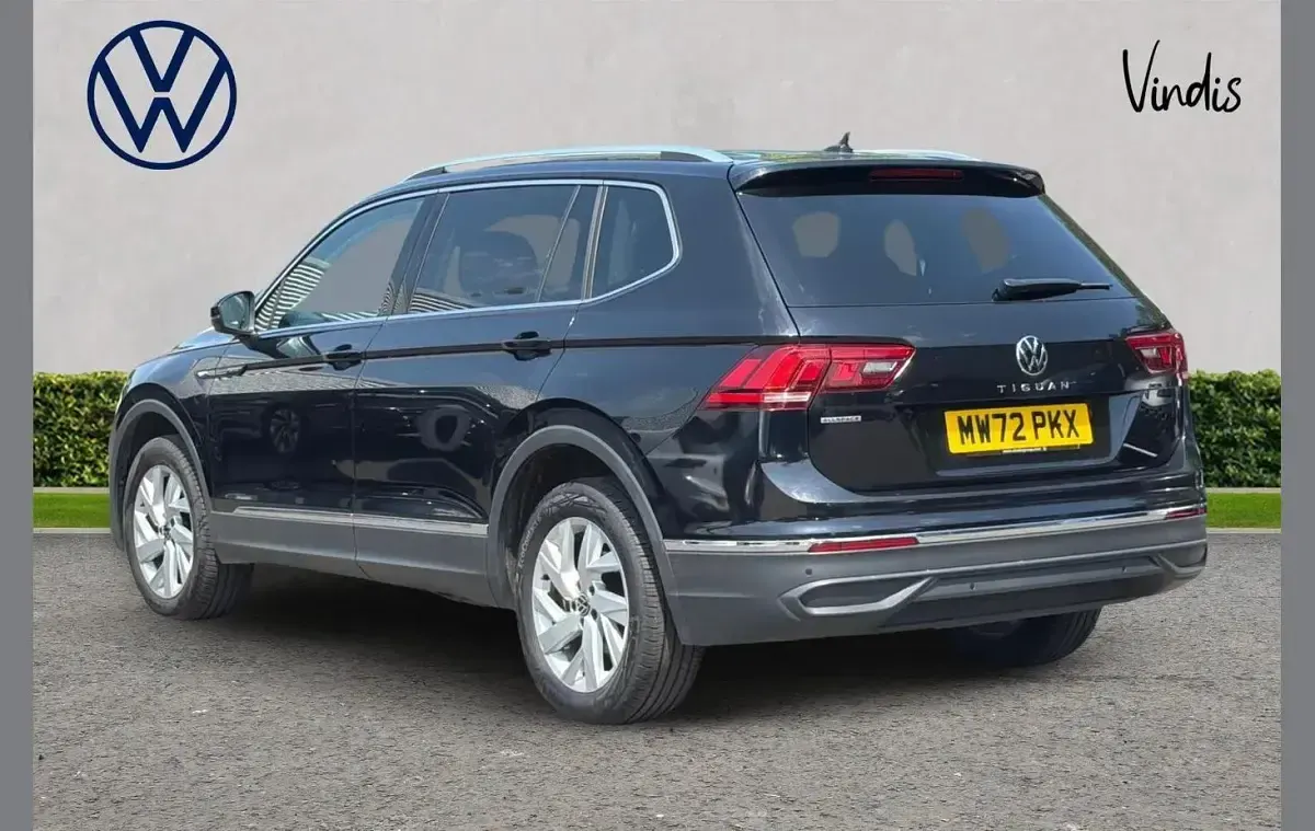 Used VW Tiguan Allspace Life 150 HP (110 kW) 2022 Black SUV