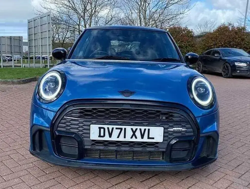 Used Mini Cooper Hatch 2021 Island blue Hatchback