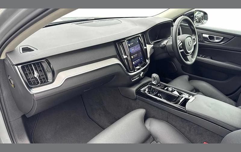 Used Volvo V60 Plus 345 HP (253 kW) 2025 Grey Estate