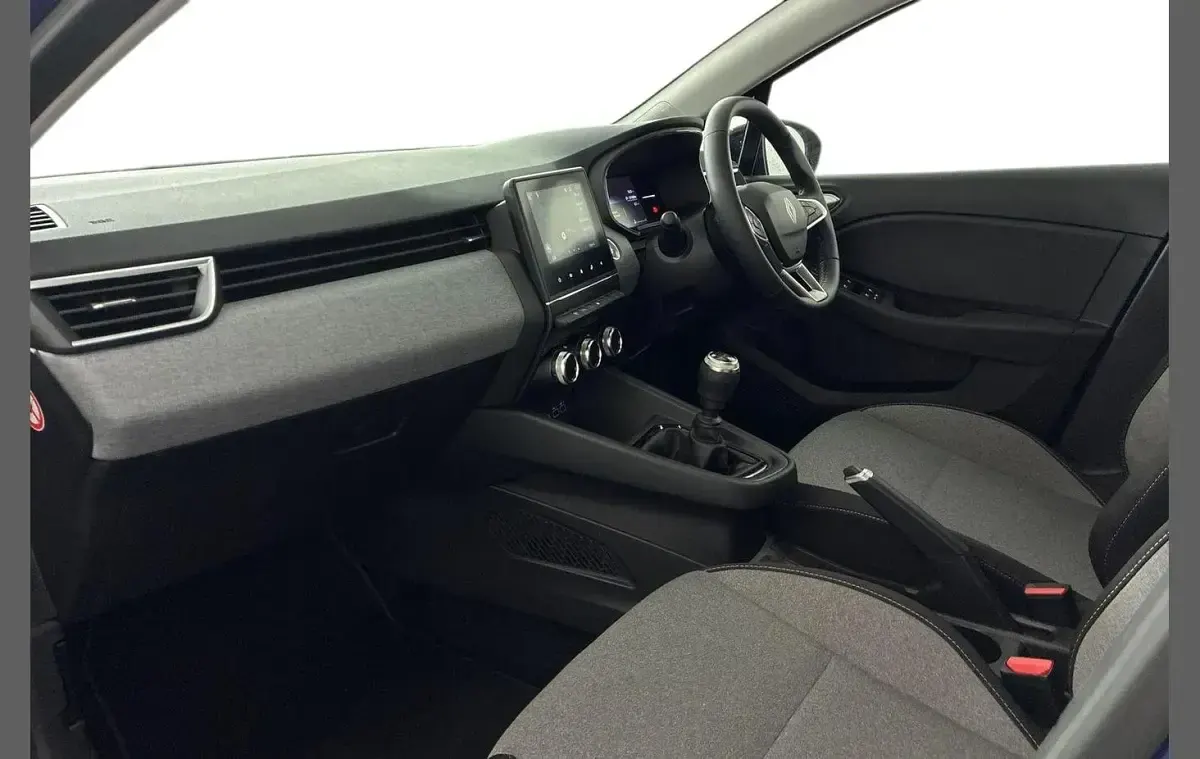 Used Renault Clio Evolution 90 HP (66 kW) 2025 Iron blue  Hatchback