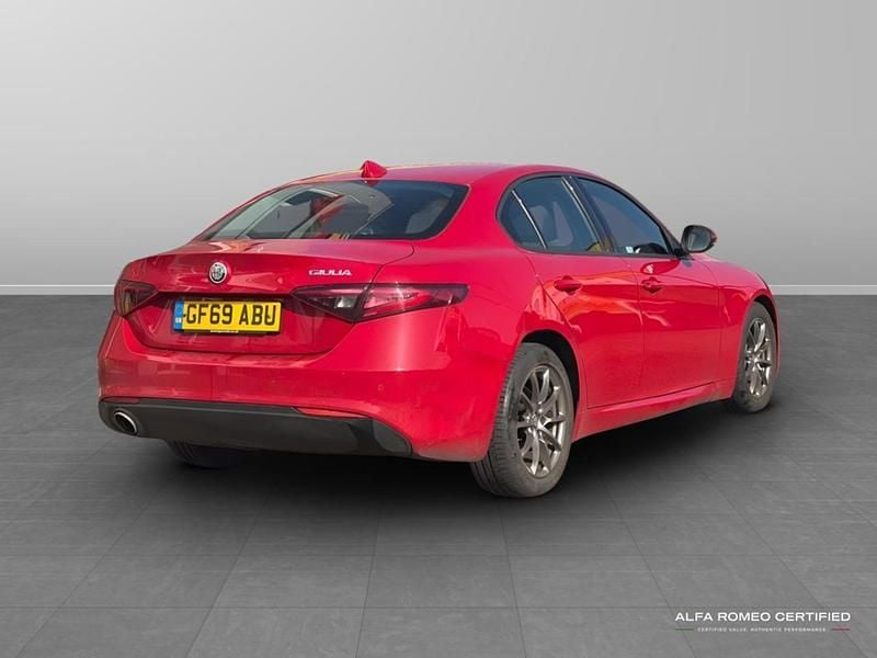 Used Alfa Romeo Giulia Super 197 HP (144 kW) 2019 Red Sedan