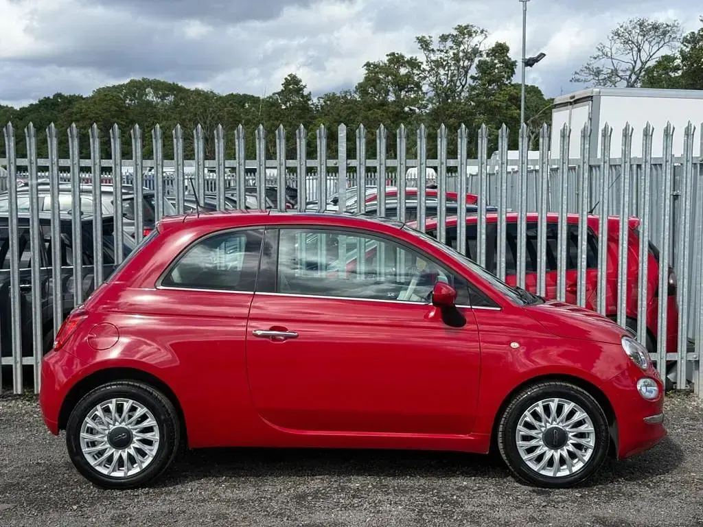Used Fiat 500 Lounge 2017 Red Hatchback