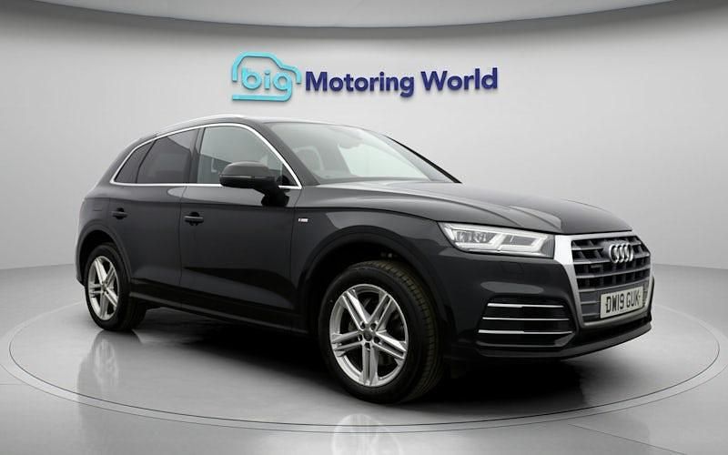 Used Audi Q5 S-Line 245 HP (180 kW) 2019 Black SUV