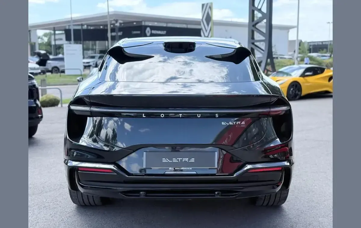 Used Lotus Eletre 450 kW (612 HP) 2026 Black SUV
