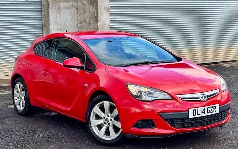 Used Vauxhall Astra GTC Sport 140 HP (102 kW) 2013 Coupe