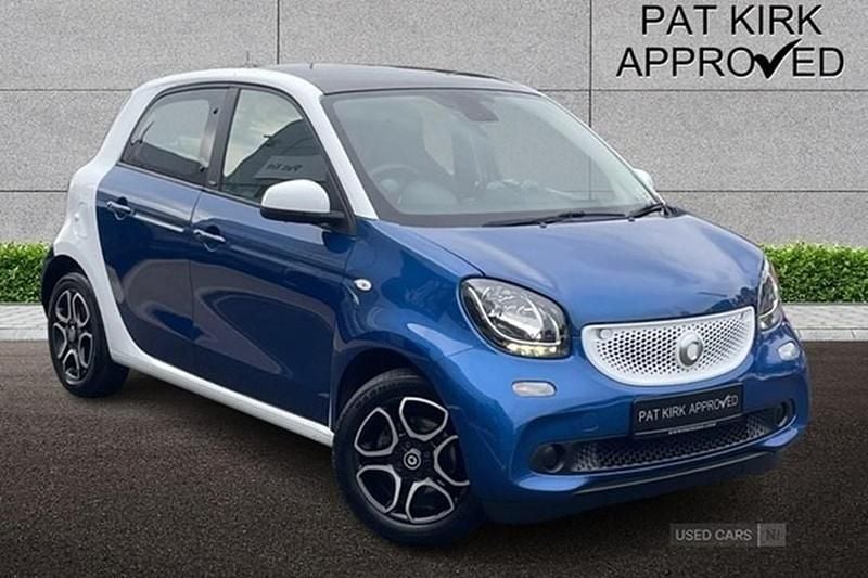 Blue Used 2015 Smart ForFour Premium Hatchback | £7,995 (Fair price) - Image 1/1