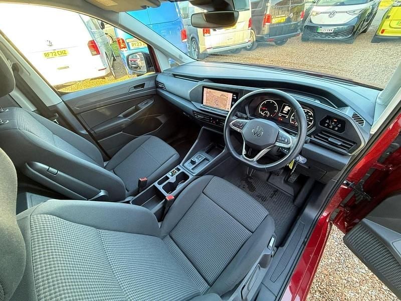 Used VW Caddy Pro 122 HP (89 kW) 2024 Red MPV