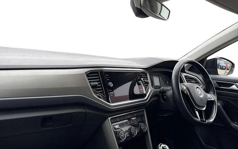 Used VW T-Roc SE 150 HP (110 kW) 2020 Black SUV