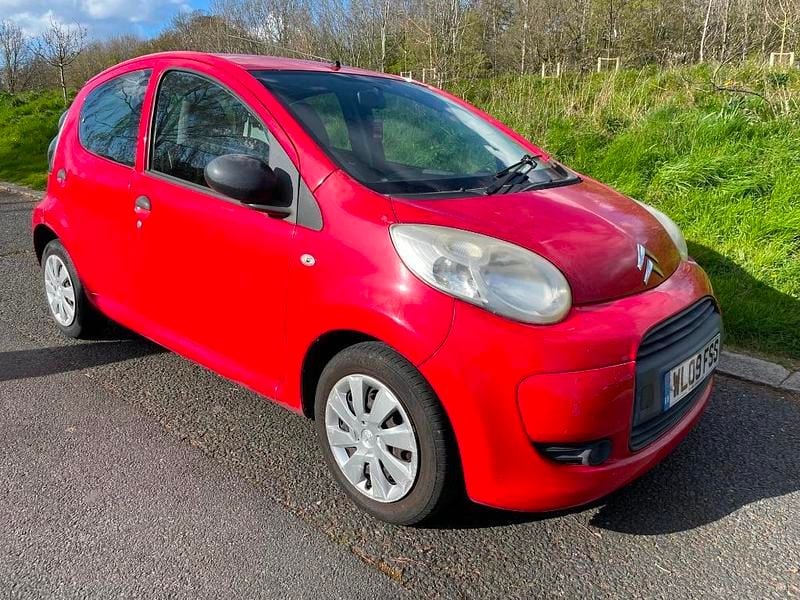 Used Citroën C1 68 HP (50 kW) 2009 Red Hatchback