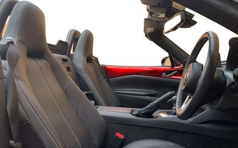 Used Mazda MX5 Inclusive 184 HP (135 kW) 2022 Red Cabriolet