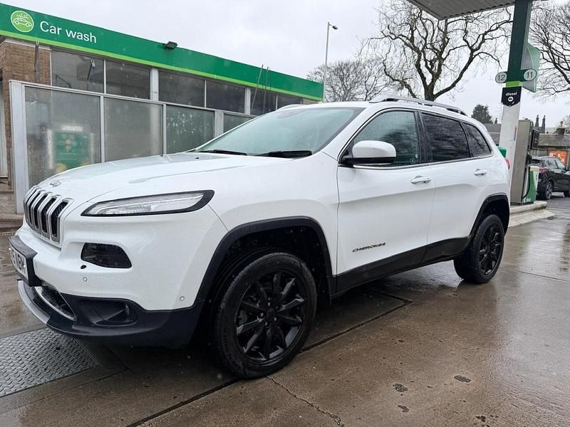 Used Jeep Cherokee Limited 170 HP (125 kW) 2015 White SUV