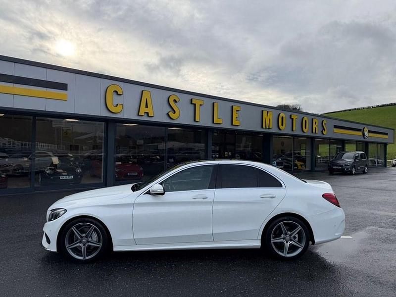 Used Mercedes C220 AMG Line Premium Plus 170 HP (125 kW) 2015 White Sedan