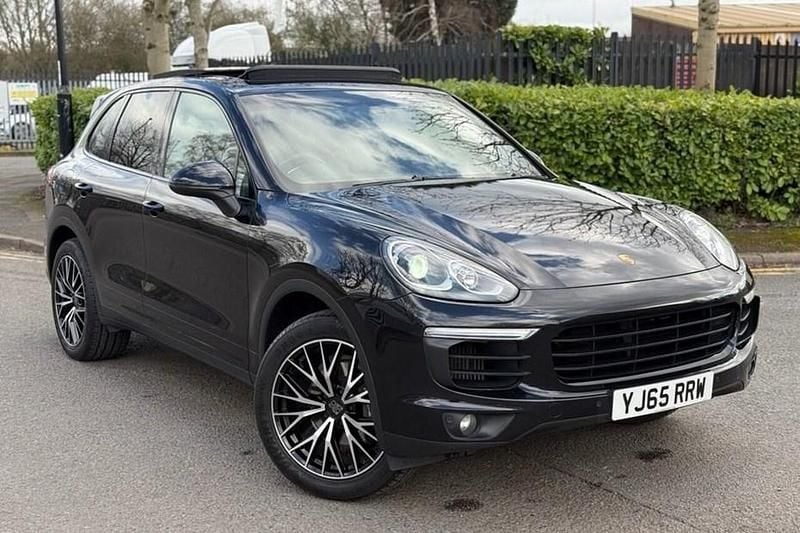 Used Porsche Cayenne 262 HP (192 kW) 2015 Black SUV