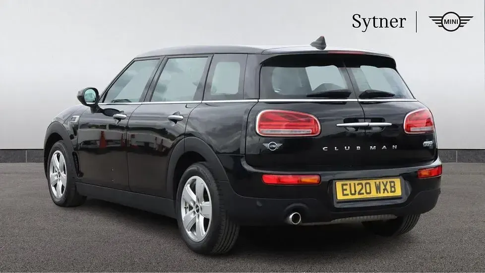 Used Mini Cooper Clubman Classic 136 HP (100 kW) 2020 Black Estate