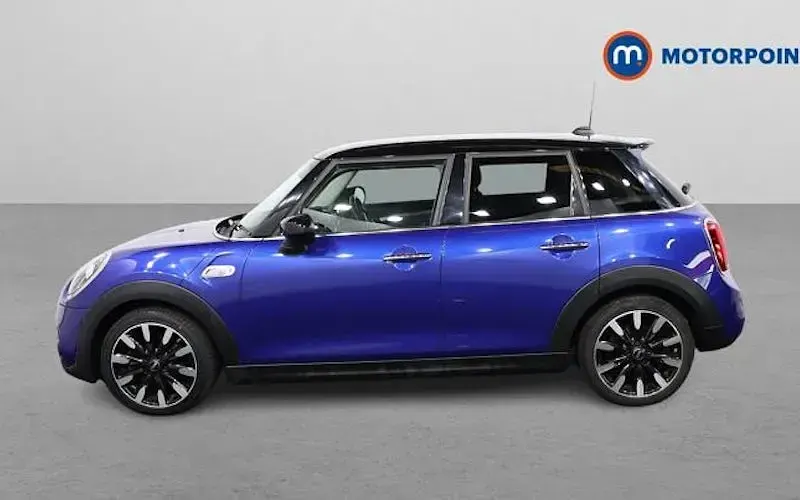 Used Mini Cooper S Exclusive 192 HP (141 kW) 2019 Blue Hatchback
