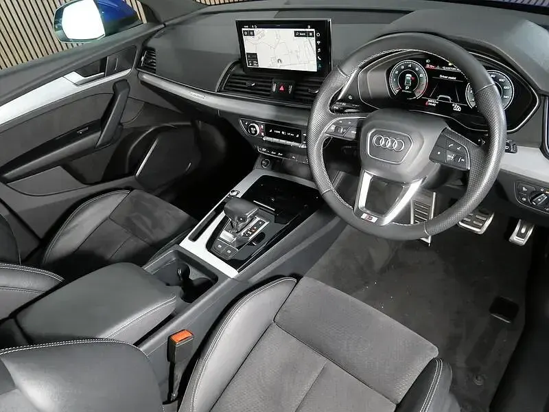 Used Audi Q5 S-Line 265 HP (194 kW) 2022 Blue SUV