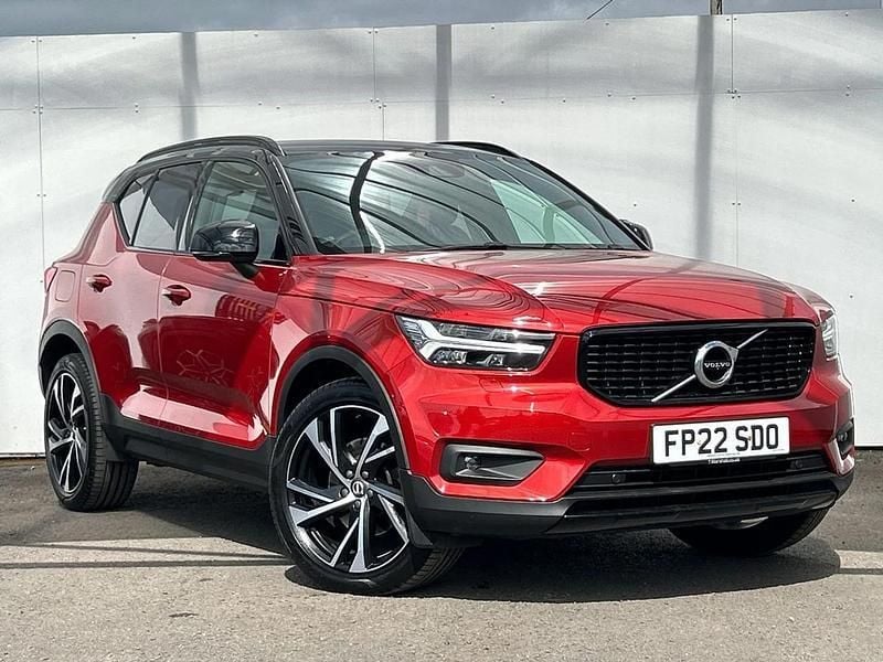 Red Used 2022 Volvo XC40 R-Design Pro SUV | £26,940 (Fair price) - Image 1/4