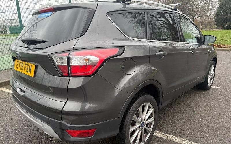 Used Ford Kuga Titanium 120 HP (88 kW) 2019 Grey SUV