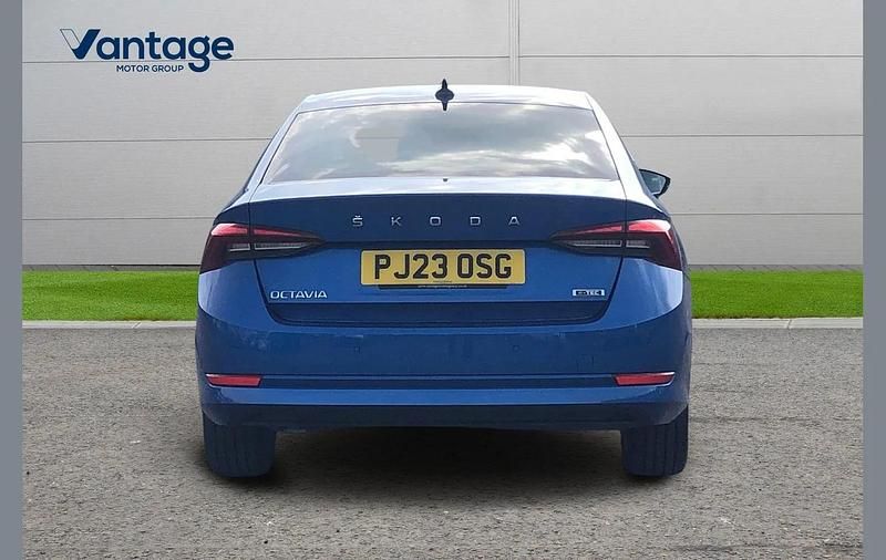 Used Skoda Octavia SE L 150 HP (110 kW) 2023 Blue Hatchback