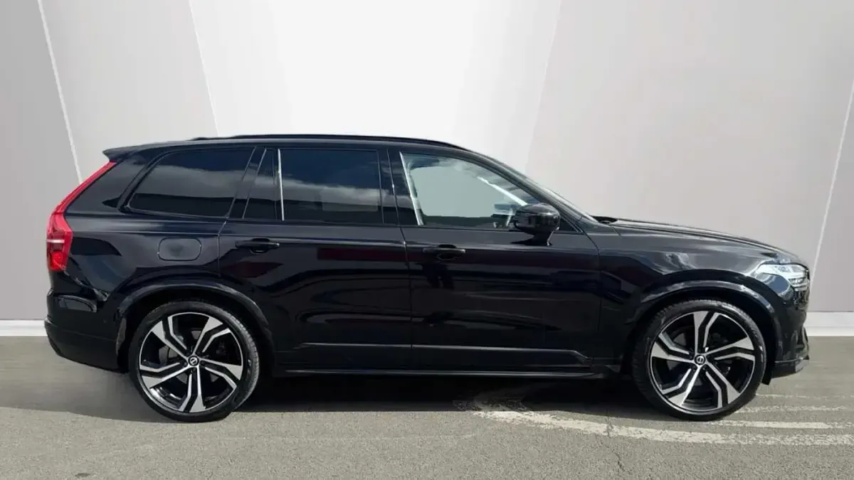 Used Volvo XC90 Ultimate 295 HP (216 kW) 2023 Black SUV