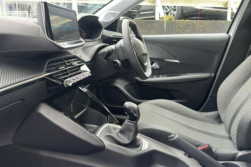 Used Peugeot 208 Active 75 HP (55 kW) 2024 Grey Hatchback