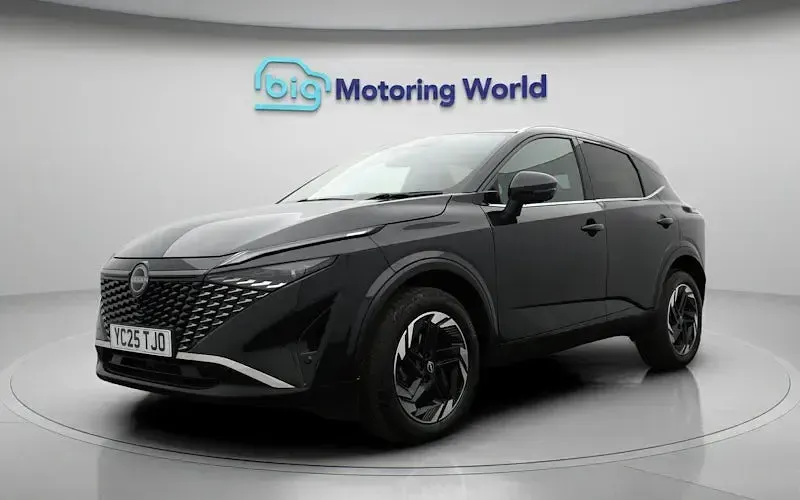 Used Nissan Qashqai N-Connecta 140 HP (102 kW) 2025 Black SUV