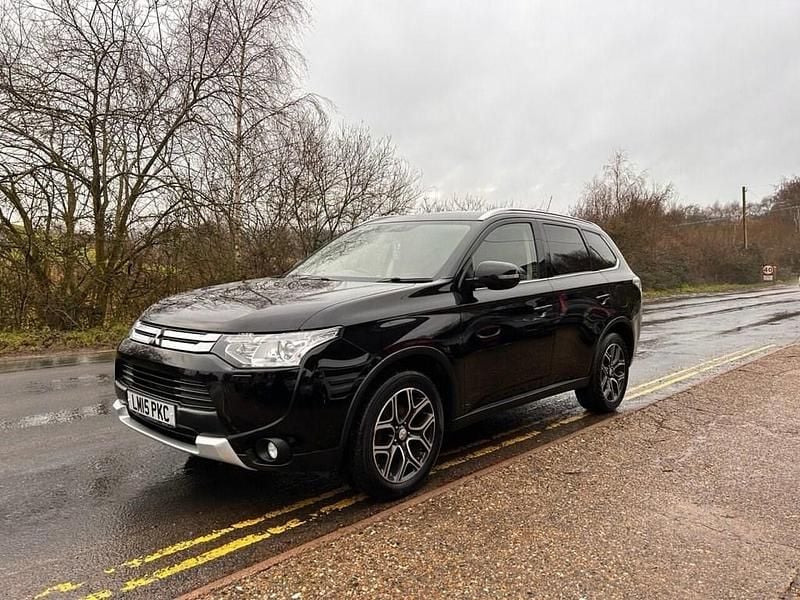 Black Used 2015 Mitsubishi Outlander SUV | £6,495 (Fair price) - Image 1/4