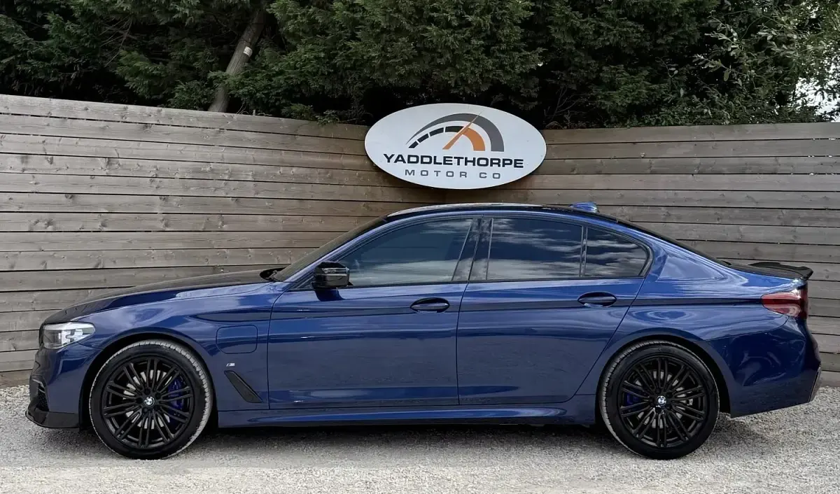 Used BMW 530e M Sport 252 HP (185 kW) 2019 Blue Sedan