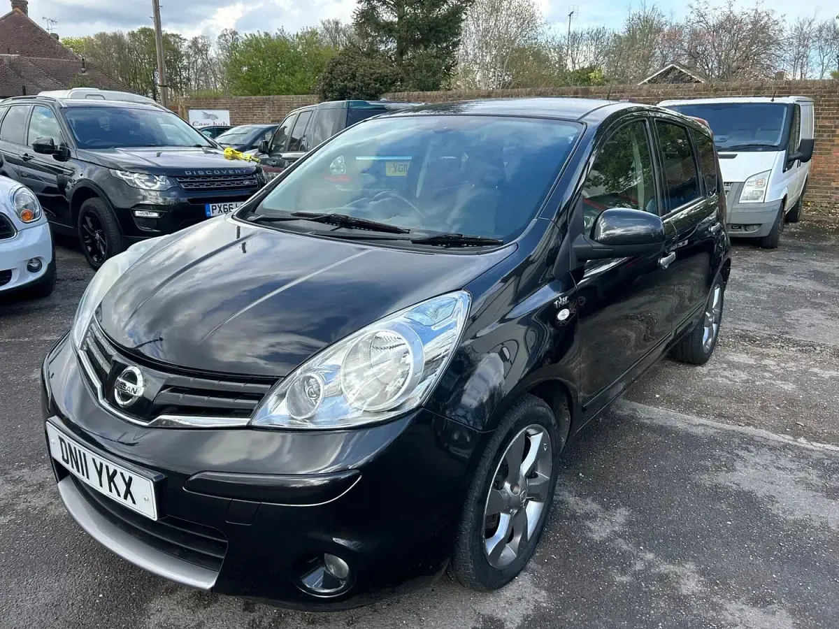Used Nissan Note N-TEC 110 HP (80 kW) 2011 Black Hatchback